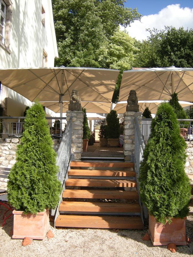 Landhotel Schloss Soergenloch 外观 照片